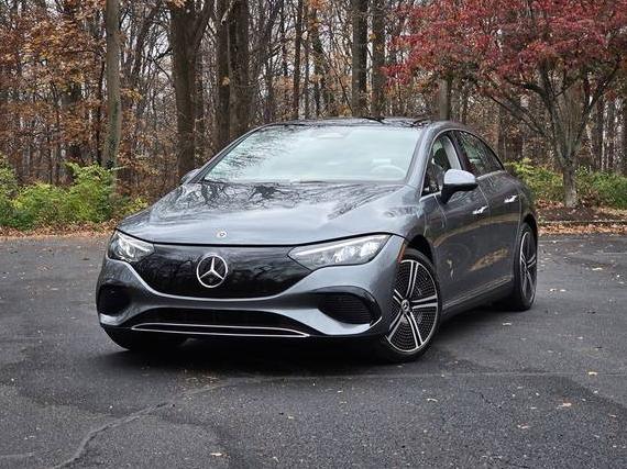 MERCEDES-BENZ EQE-CLASS SEDAN 2023 W1KEG2BB4PF014752 image MERCEDES-BENZ EQE-CLASS SEDAN 2023 W1KEG2BB4PF014752 image